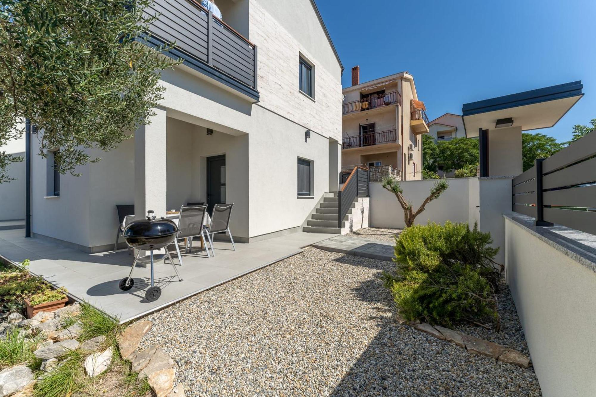 Residence Jonathan Biograd Na Moru Extérieur photo
